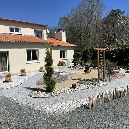 Maison Sous Les Chenes Le Guâ Exteriör bild